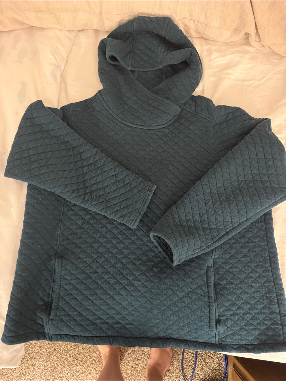 Duluth Trading Co Quilted pullover hoodie
